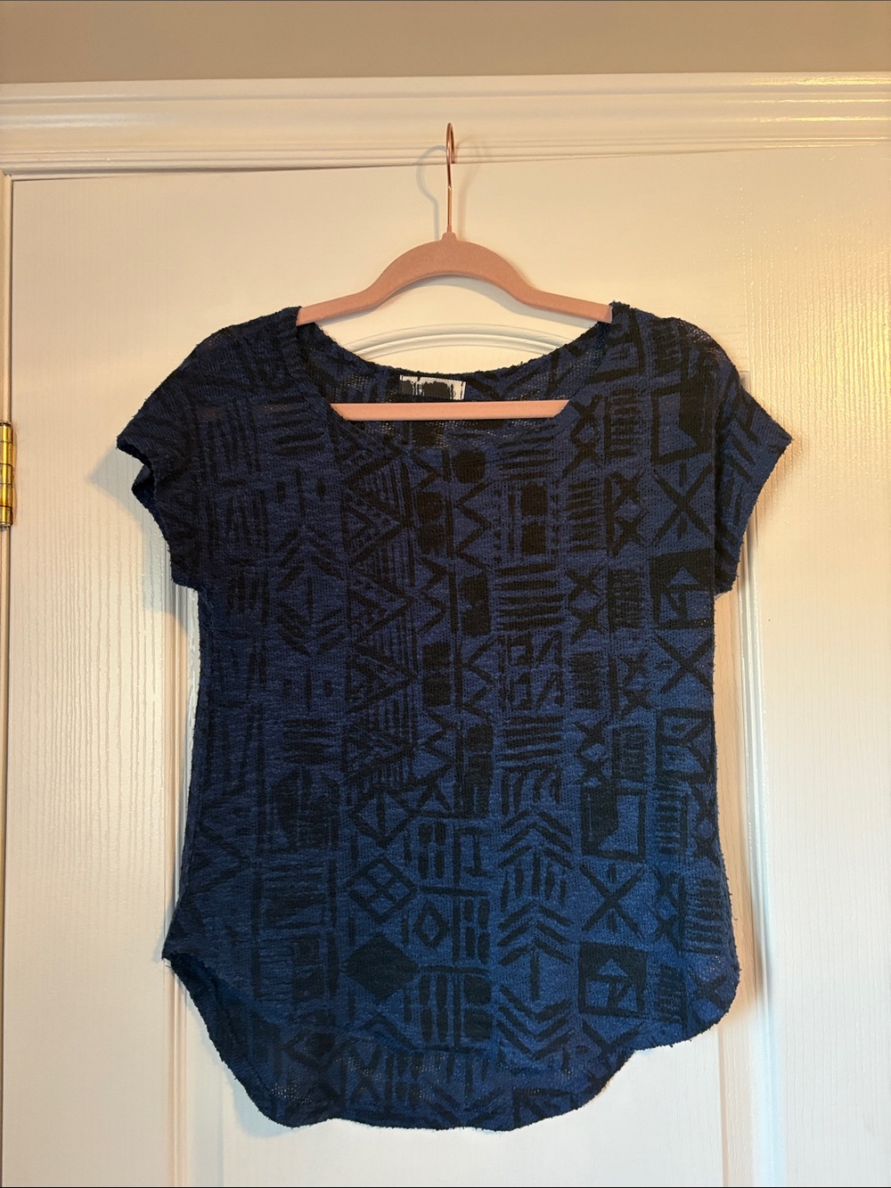 Blue Geometric Pattern Short Sleeve Women's Top (worn once!)